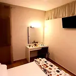 Castello Deluxe Apartment