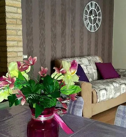 Castello Deluxe Apartment